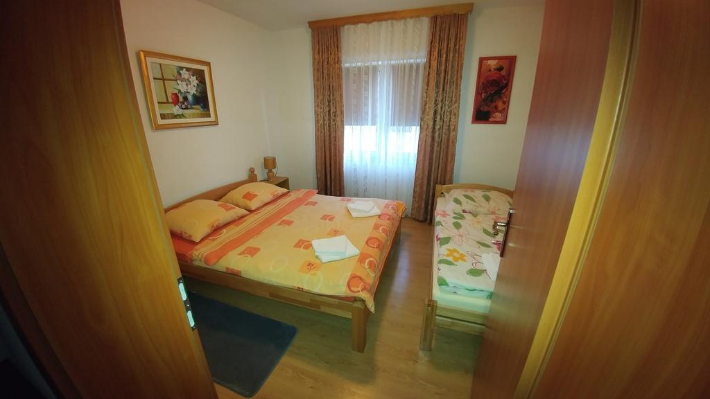 קורניצה Guest House Mijic מראה חיצוני תמונה